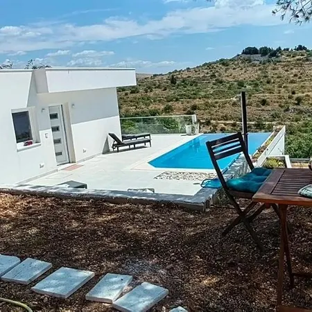 Villa Luxury With A Swimming Pool Seget Donji, Trogir - 22094 *