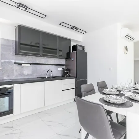 Luxury With A Swimming Pool Seget Donji, Trogir - 22094 Vila Donji Seget
