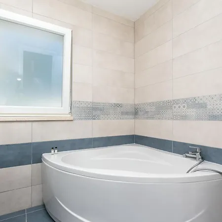 Luxury With A Swimming Pool Seget Donji, Trogir - 22094 Vila