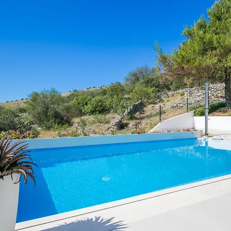 Luxury With A Swimming Pool Seget Donji, Trogir - 22094