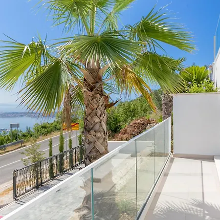 Luxury With A Swimming Pool Seget Donji, Trogir - 22094