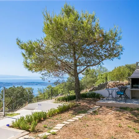 Luxury With A Swimming Pool Seget Donji, Trogir - 22094 *